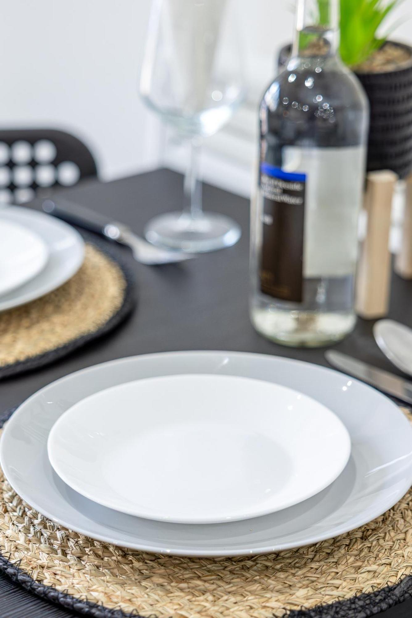 Rnm - Upgraded Business Stay For Travelling Contractors, All Amenities, Private Access Entire Place, Kitchen & Washroom, Smart Tv, Easy Access, Parking Nearby Cradley Heath Zewnętrze zdjęcie