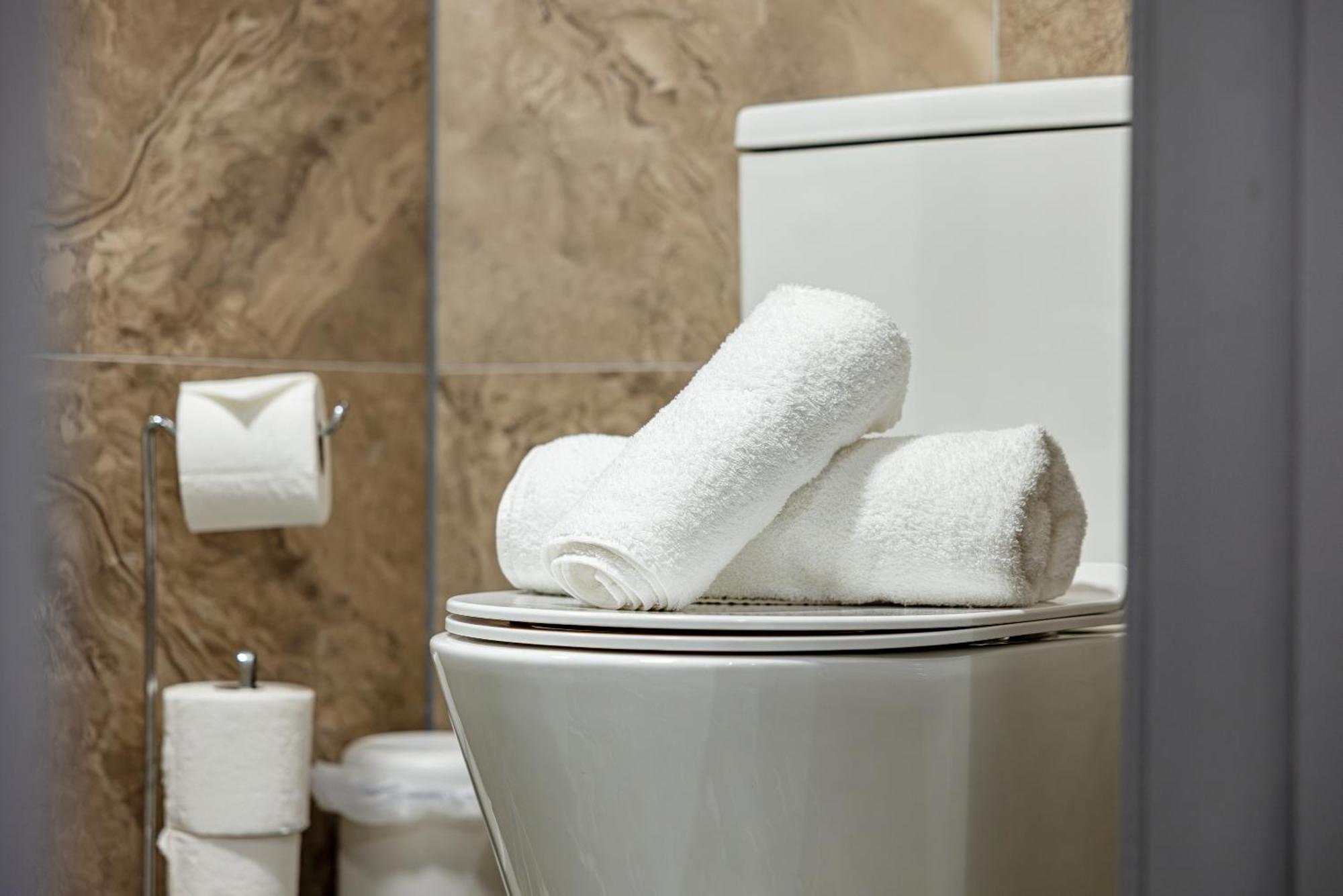 Rnm - Upgraded Business Stay For Travelling Contractors, All Amenities, Private Access Entire Place, Kitchen & Washroom, Smart Tv, Easy Access, Parking Nearby Cradley Heath Zewnętrze zdjęcie