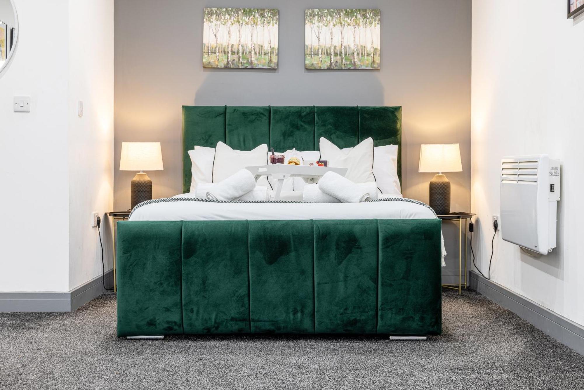 Rnm - Upgraded Business Stay For Travelling Contractors, All Amenities, Private Access Entire Place, Kitchen & Washroom, Smart Tv, Easy Access, Parking Nearby Cradley Heath Zewnętrze zdjęcie
